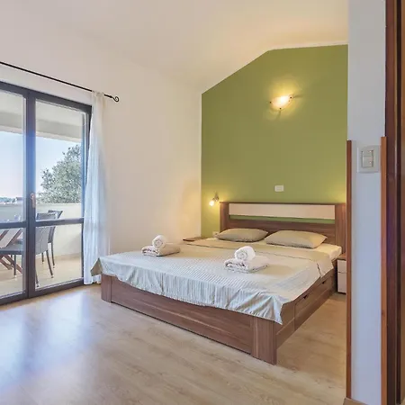 Beautiful In With Wifi بولا