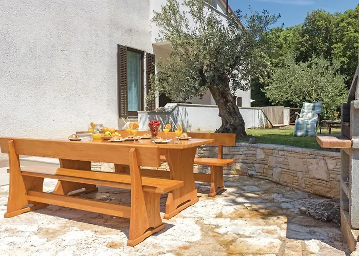 Appartement Beautiful In With Wifi